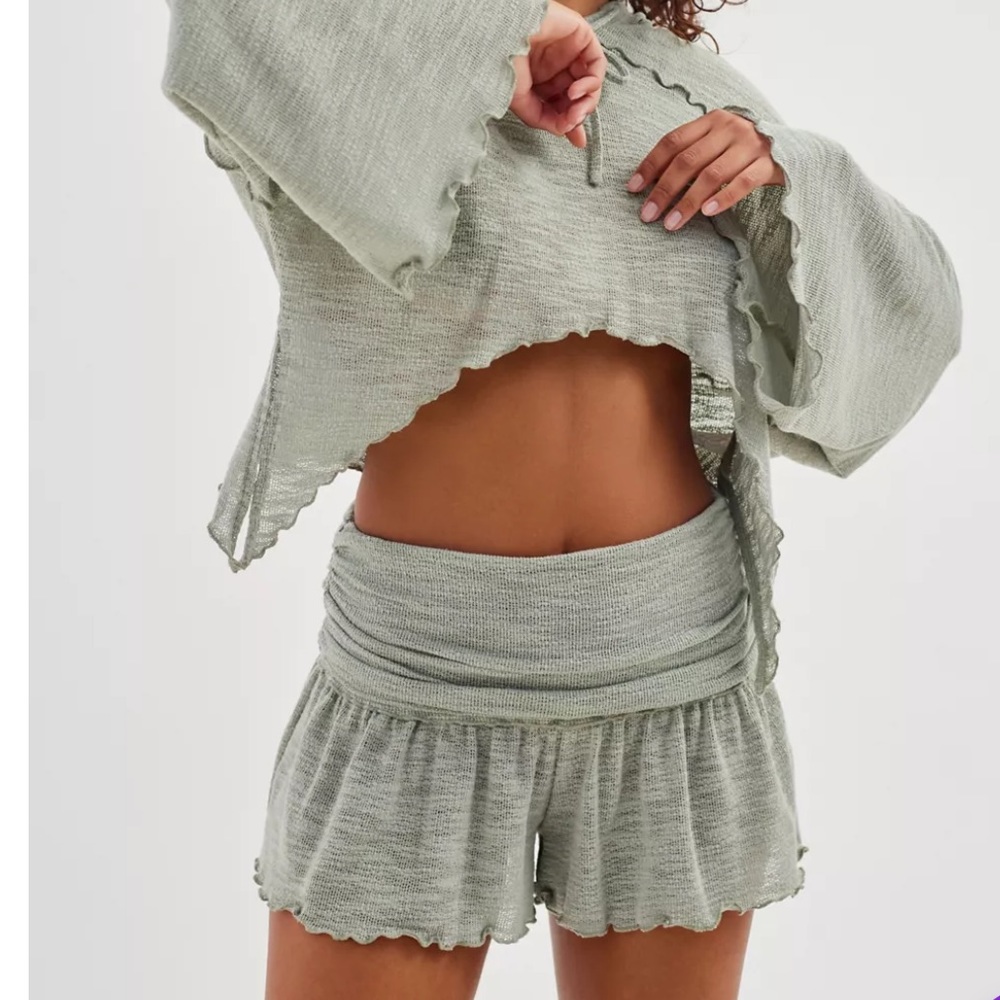 Out from Under Belle Swingy Short